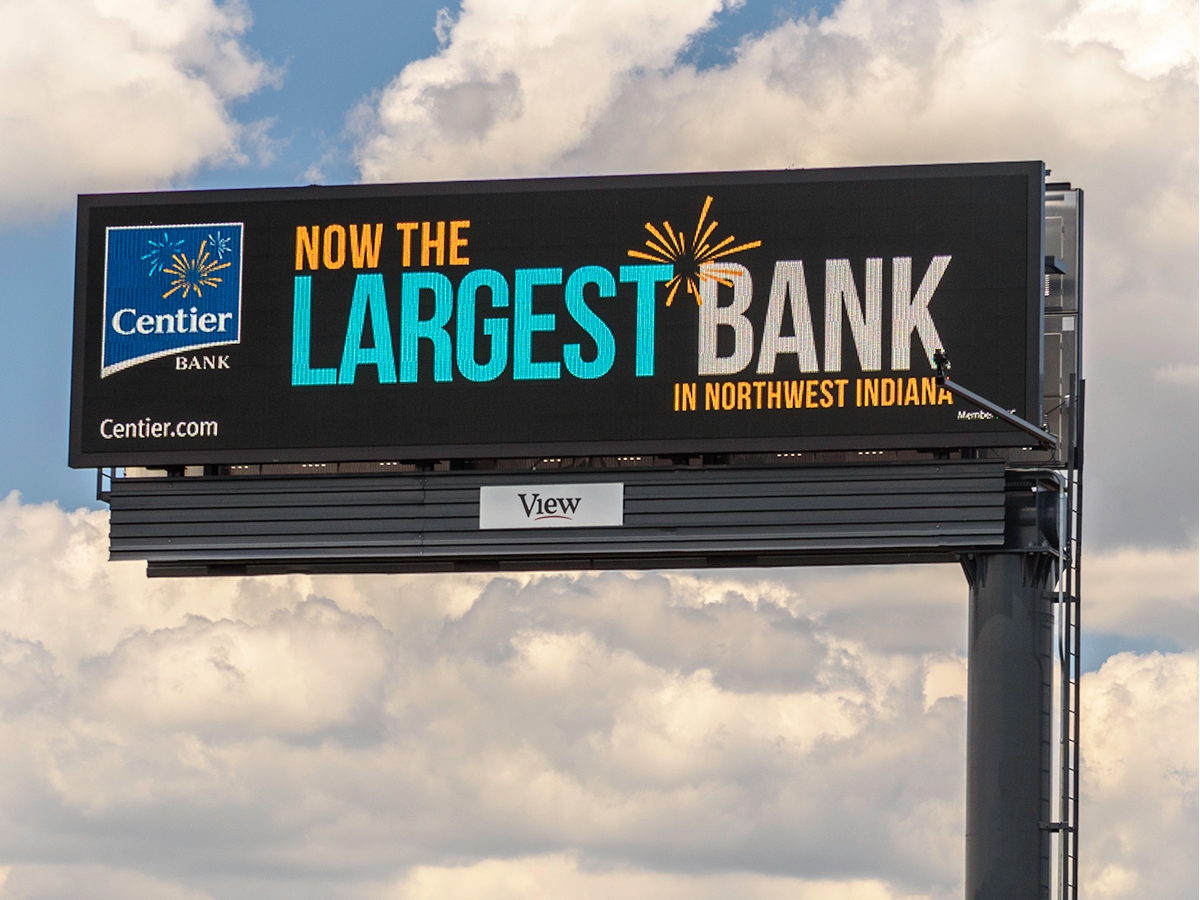 View Outdoor; 16mm, 10' x 36', Schererville, IN
